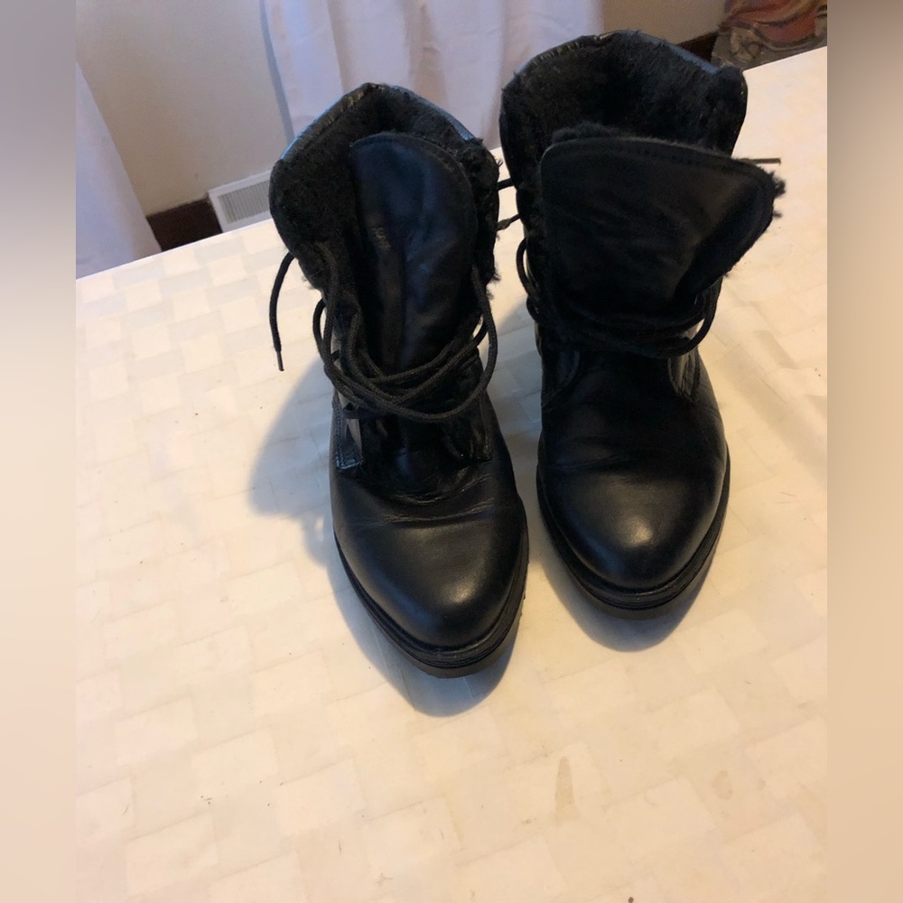 Regence Comfort Boot